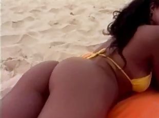 Big ass babe got the right man for fun