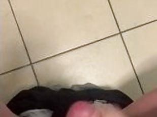 baignade, masturbation, amateur, énorme-bite, gay, branlette, massage, joufflue, secousses, horny