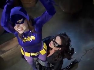 Batgirl episode 2 butt catwoman!