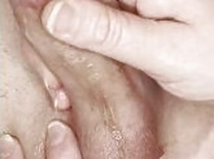 Edging by only rubbing his frenulum until he can't take it anymore ...