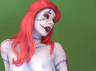 Sexy costume porn shoot behind the scenes with a babe