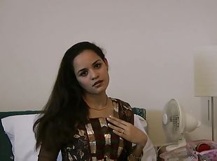 ung-18, naturlig, webcam, solo, brunette, drillende