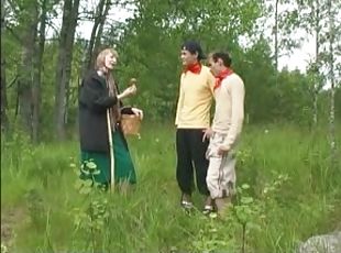 Granny hiking through the woods has a wild threesome
