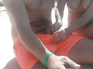 gros-nichons, masturbation, public, amateur, ados, branlette, plage