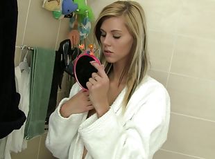 baignade, masturbation, chatte-pussy, maigre, ados, blonde, solo, rasé, érotique, petits-seins