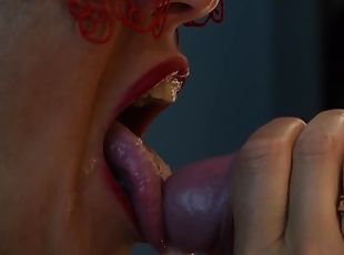 4K - MILF Slut masked with lipstick gives blowjob & gets all the cu...