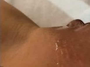 gros-nichons, masturbation, amateur, solo, tatouage