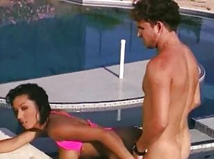 Sexy brunette gal screwed near pool