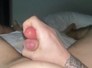 masturbare-masturbation, jet-de-sperma, gay, laba, sperma, solo, baietel, tatuaj, pula