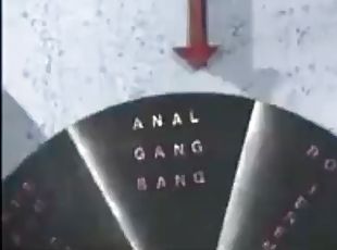 antik, gangbang-hubungan-seks-satu-orang-dengan-beberapa-lawan-jenis