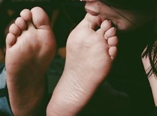 ex girlfriend licking smelly feet