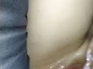 Fisting wet amateur pussy