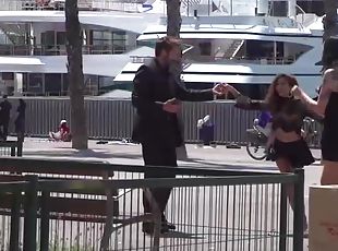 asiatique, cul, gros-nichons, en-plein-air, public, bdsm, trio, salope, brunette, gaie