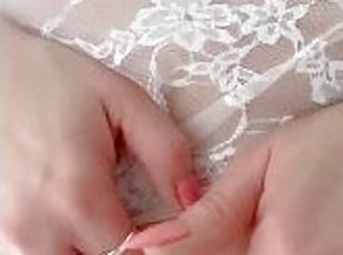 clitoris, masturbare-masturbation, pasarica, amatori, bunaciuni, milf, pirsing, solo