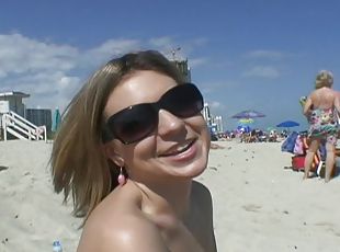 Blondie Gone Wild For Sex and Blowjobs after Going to the Beach