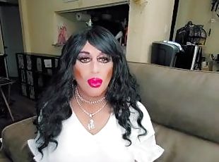 virgin lips crossdressing smoking makeup use me