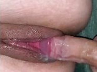 Cleaned shaved Latina cumming on the D????