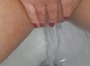 masturbare-masturbation, pisandu-se, pasarica, tasnit, amatori, solo, uda