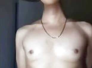 asiatique, masturbation, mamelons, vieux, fellation, ejaculation-sur-le-corps, énorme-bite, gay, branlette, jeune-18