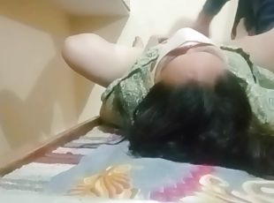 Bhai Ne Bahan Ko Bula Kar Akele Mein Chudai Ki Homemade Fuck Hindi Voice
