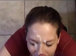 Housewife takes a huge facial