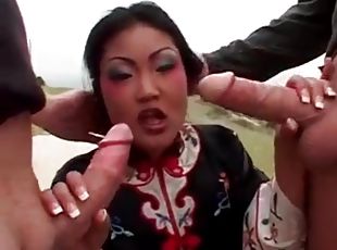Asian threesome scene ends in a great double penetration
