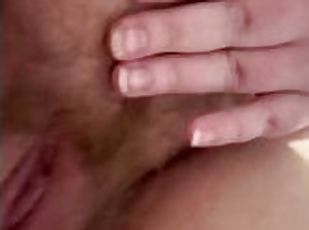 klitoris, hårete, onani, orgasme, pussy, amatør, leke, bbw, lubben, alene
