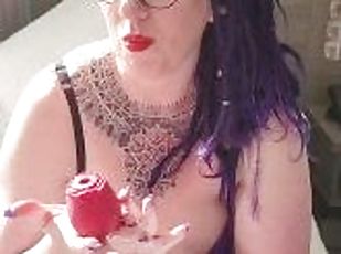 röv, storatuttar, klitta, glasögon, masturbation, amatör, milf, leksak, bbw, knubbig