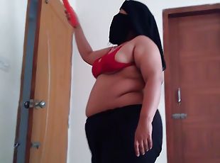 19y Old Sexy Bbw Hotel Maid Takes Off Her Bra & Nipples Show As She...