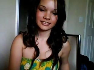 Cute babe with natural big tits as she got so horny and masturbate infront of her cam