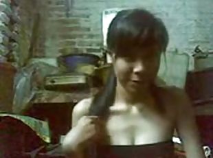 Indonesian hot girl fucked her pussy