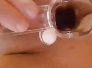 SPECULUM PLAY WITH FAT PUSSY