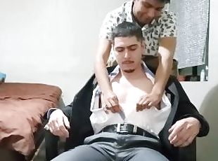 masturbation, gay, branlette, massage, ejaculation, boules, musclé, sexe-habillé, blanc