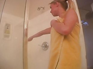 baignade, gros-nichons, masturbation, orgasme, chatte-pussy, amateur, babes, blonde, gros-seins, douche