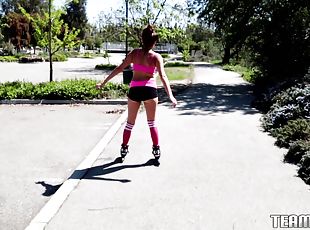 Rollerblading beauty gives head in the car and fucks at home