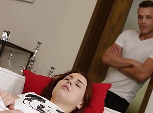 Shameless Teen 18+ Gets Throbbing Dick