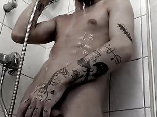 Tattooed emo boy needs someone to shower with (add Me on snap @Andy...