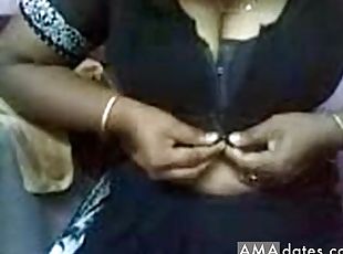 Tamil Aunt Affair With Neighbor House Young College Boy