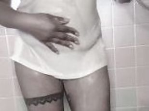 mandi, amateur, perempuan-afrika, fetish, mandi-shower, solo, tatu