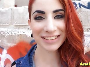 in-afara, amatori, anal, jet-de-sperma, roscata, pov, tatuaj, sex-in-cur