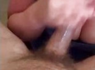 tetas-grandes, amateur, mamada, chorro-de-corrida, polla-enorme, facial, corrida, polla