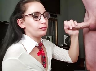 Nerdy Slut Gets Her Eye Glasses Covered In Cum After Repeatedly Suc...