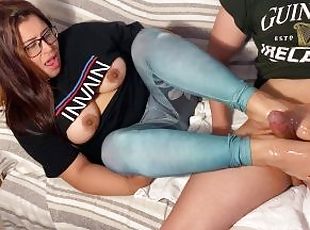 THE BEST FOOTJOB OF A HORNY AND OILED STEPMOM YOU WILL SEE IN YOUR ...