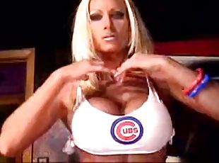 Fembomb chicago cubs