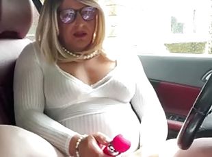 gros-nichons, masturbation, en-plein-air, collants, transsexuelle, amateur, ejaculation-sur-le-corps, milf, voiture, culotte