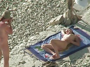 nudisti, allaperto, amatoriali, pompini, hardcore, seghe, coppie, spiaggia, arrapate, naturali