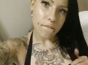teta-grande, amador, mulher-madura, alemão, puta-slut, tatuagem
