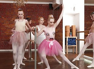 Teen ballerinas provide more than enough lezzie kinks in superb dan...