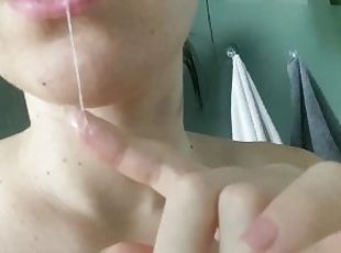 masturbare-masturbation, orgasm, pasarica, amatori, bunaciuni, adolescenta, inghitit, sperma, uda, virgina