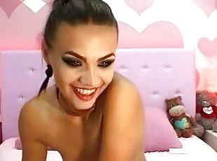 Hot teenager babe sucks and deepthroating a dildo on cam